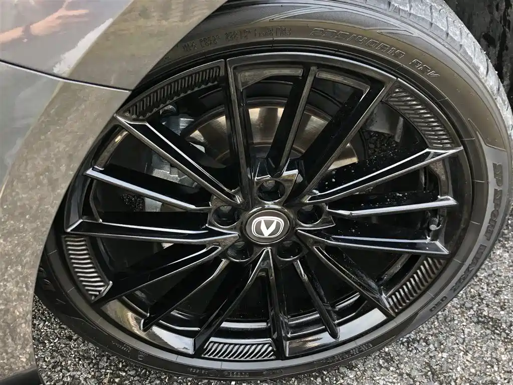 Changan UNI-V 2023 1.5T sports version купить на сайте DeffCars