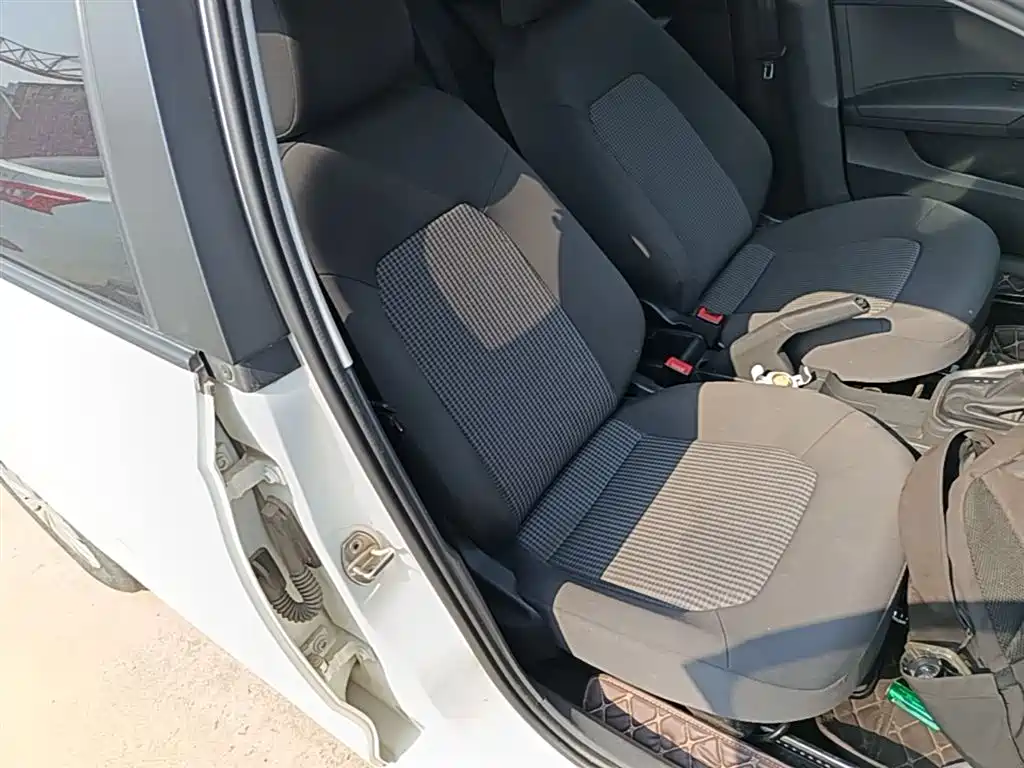 Santana 2021 1.5L automatic fashion version купить на сайте DeffCars