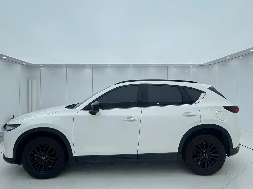 Mazda CX-5 2021 2.0L automatic two-wheel drive Black Knight купить на сайте DeffCars