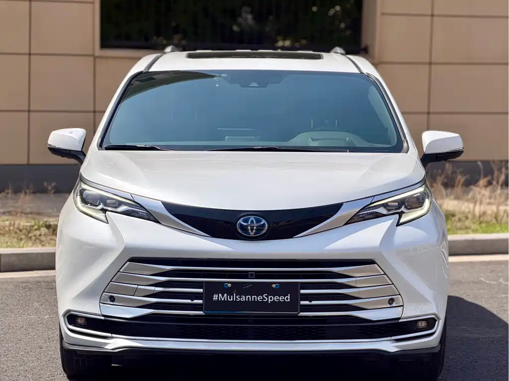 SIENNA 2021 2.5L Hybrid Platinum Edition купить на сайте DeffCars
