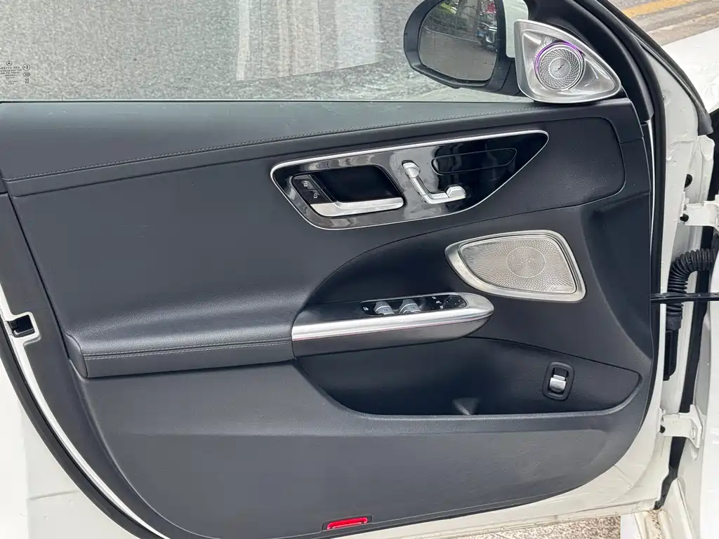 Mercedes-Benz C-Class 2023 facelift C 260 L sports version купить на сайте DeffCars