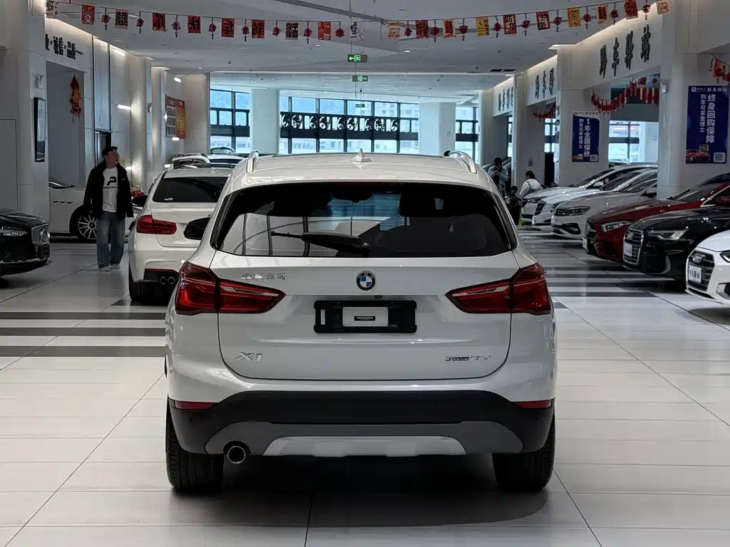 BMW X1 2019 sDrive18Li Exclusive Model купить на сайте DeffCars