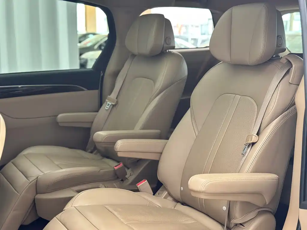 Buick GL8 2017 ES 28T flagship model National V купить на сайте DeffCars