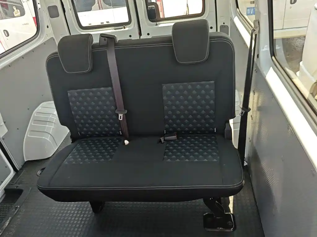 V80 2023 model 2.0T AMT classic Ao Yuntong short axis mid-top 5/6 seats купить на сайте DeffCars