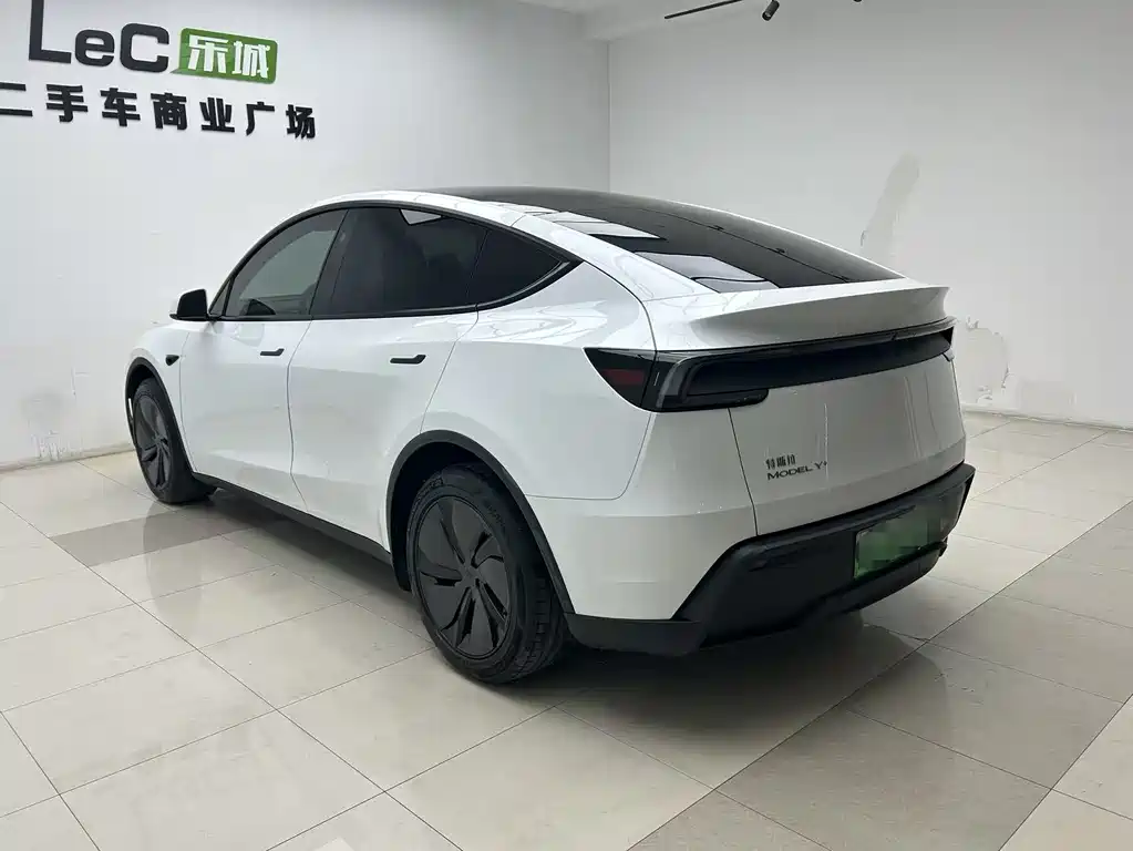 Model Y 2025 facelift, long-range all-wheel drive version купить на сайте DeffCars