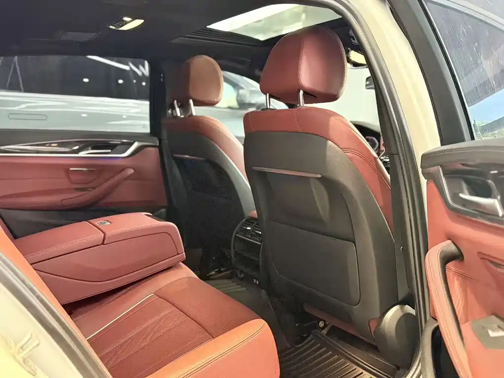 BMW 5 Series 2021 525Li M Sports Package купить на сайте DeffCars