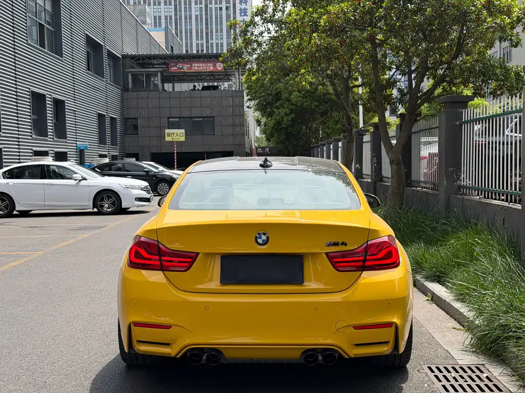BMW M4 2017 M4 Coupe Fans Limited Edition купить на сайте DeffCars