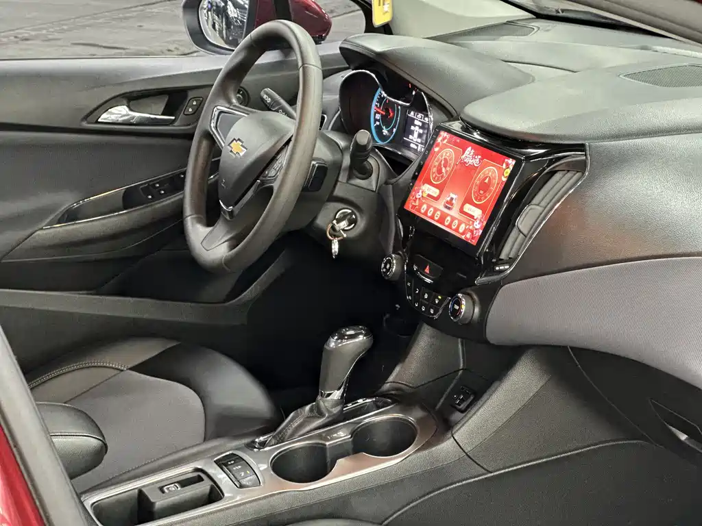 Cruze 2017 1.5L hatchback automatic front version купить на сайте DeffCars