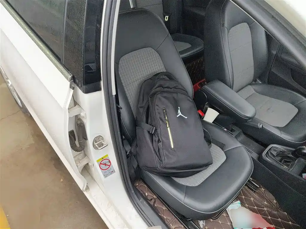 Santana 2016 1.6L automatic comfort version купить на сайте DeffCars