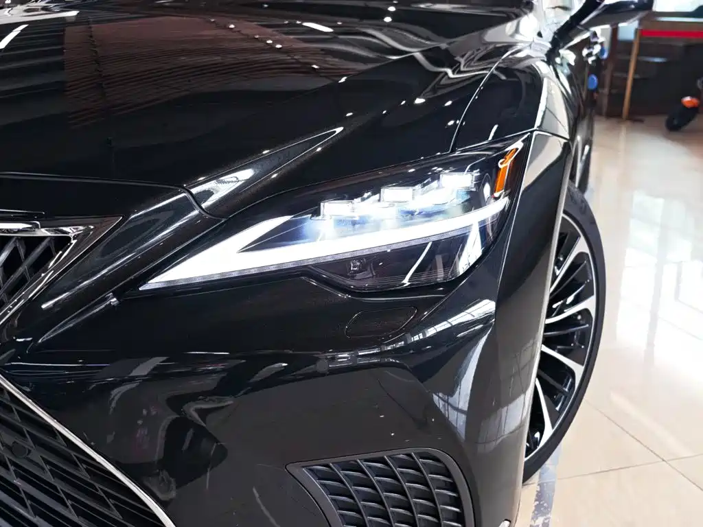 Lexus LS 2021 500h Executive Edition купить на сайте DeffCars