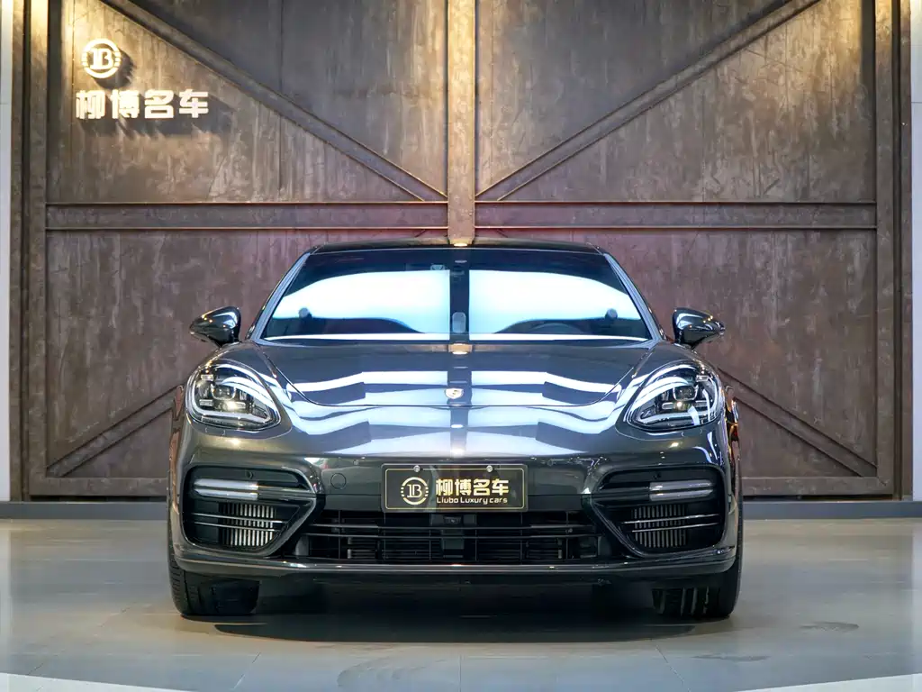 Panamera 2017 Panamera Turbo Executive Extended Edition 4.0T купить на сайте DeffCars