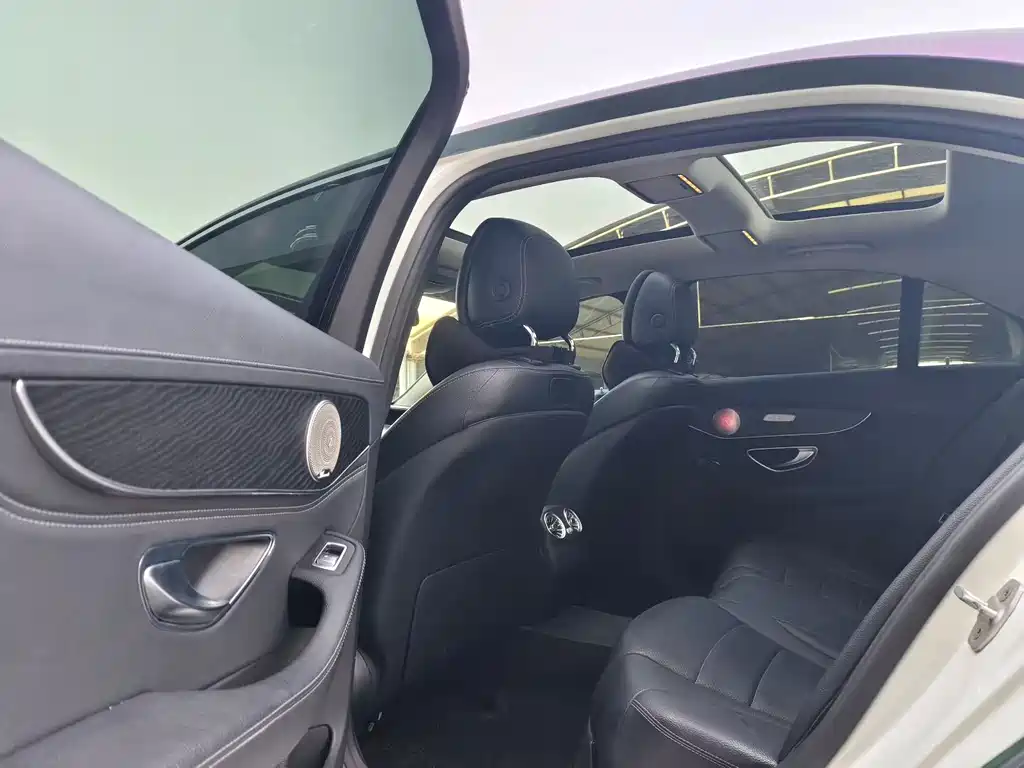 Mercedes-Benz C-Class 2016 C 200 L Sports купить на сайте DeffCars