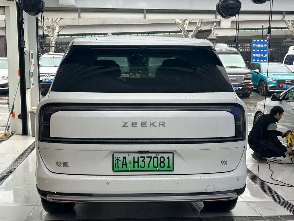 JiKr 9X 2025 Ultra Edition 70kWh купить на сайте DeffCars