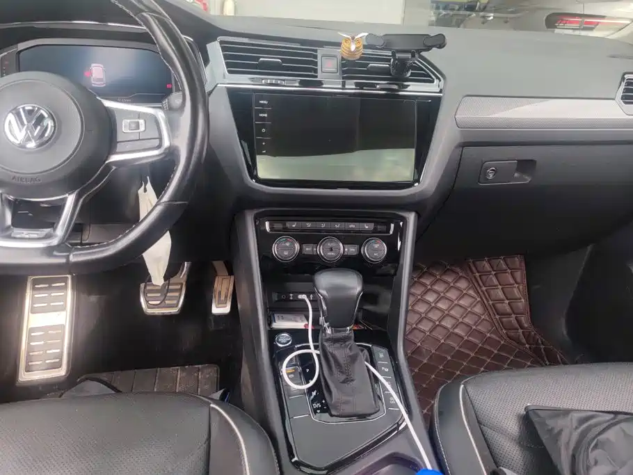 Tiguan L plug-in hybrid 2020 430PHEV plug-in hybrid flagship version купить на сайте DeffCars