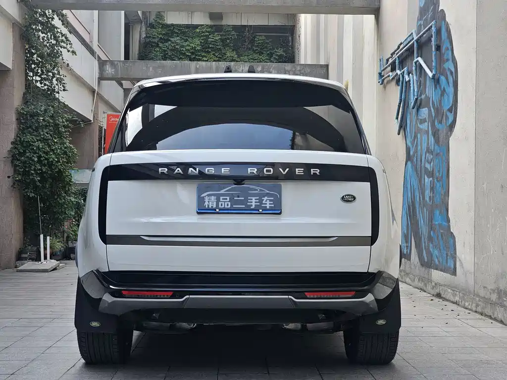 Range Rover 2025 3.0 L6 400PS Extended Edition купить на сайте DeffCars