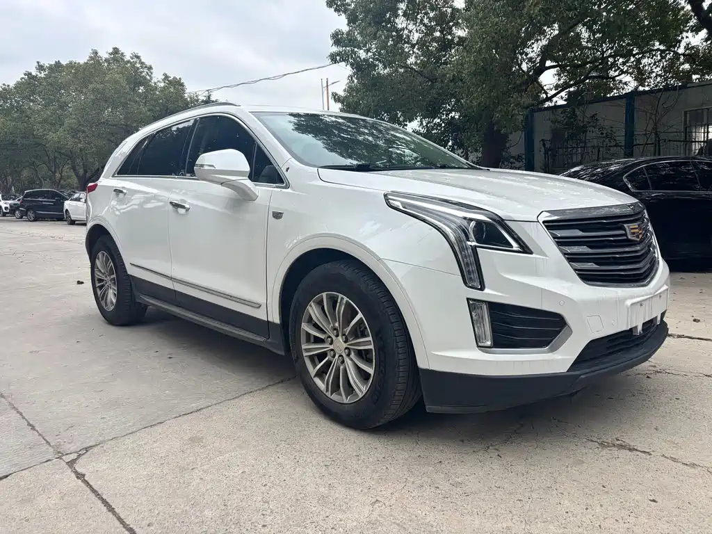 Cadillac XT5 2018 25T luxury model купить на сайте DeffCars