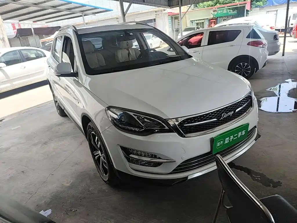 Damai X5 2017 upgraded version 1.5T CVT landlord type купить на сайте DeffCars