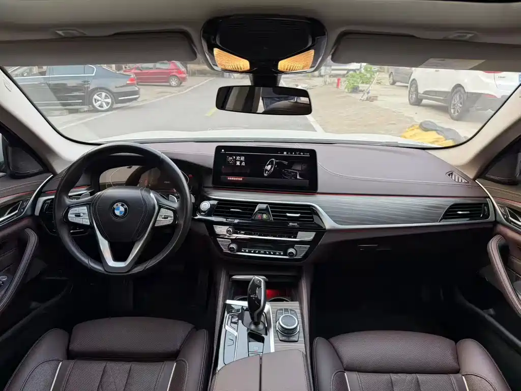BMW 5 Series 2022 530Li Exclusive Luxury Package купить на сайте DeffCars