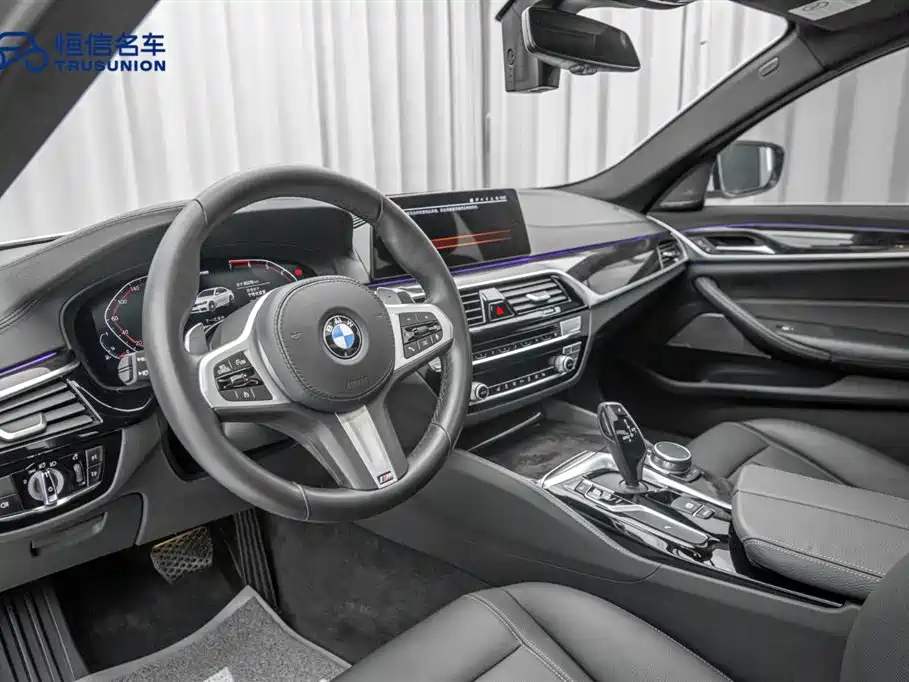 BMW 5 Series 2020 530Li Leading M Sports Package купить на сайте DeffCars