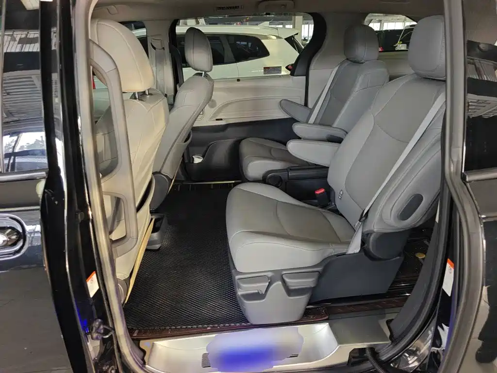 Grevia 2023 2.5L Hybrid Comfort Edition купить на сайте DeffCars