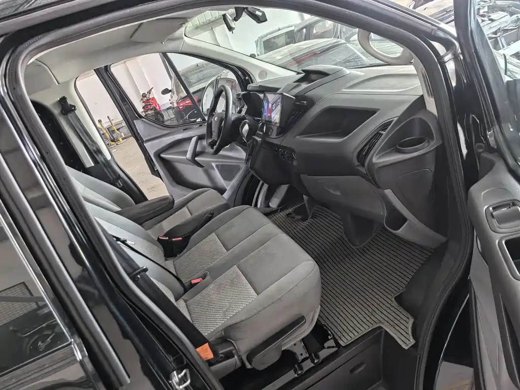 Transit 2019 2.0T gasoline automatic multi-functional commercial vehicle short-axle low-roof 6-seater National VI купить на сайте DeffCars