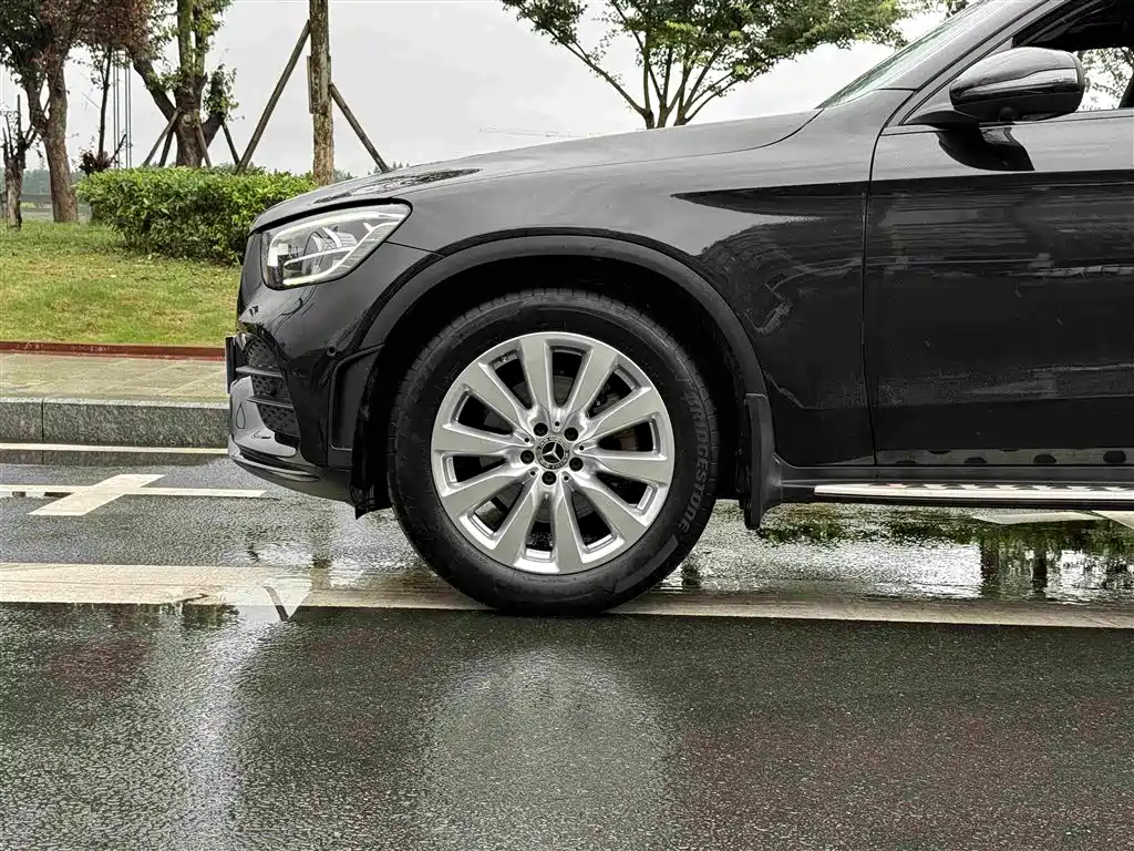 Mercedes-Benz GLC Coupe 2020 GLC 260 4MATIC Coupe SUV купить на сайте DeffCars