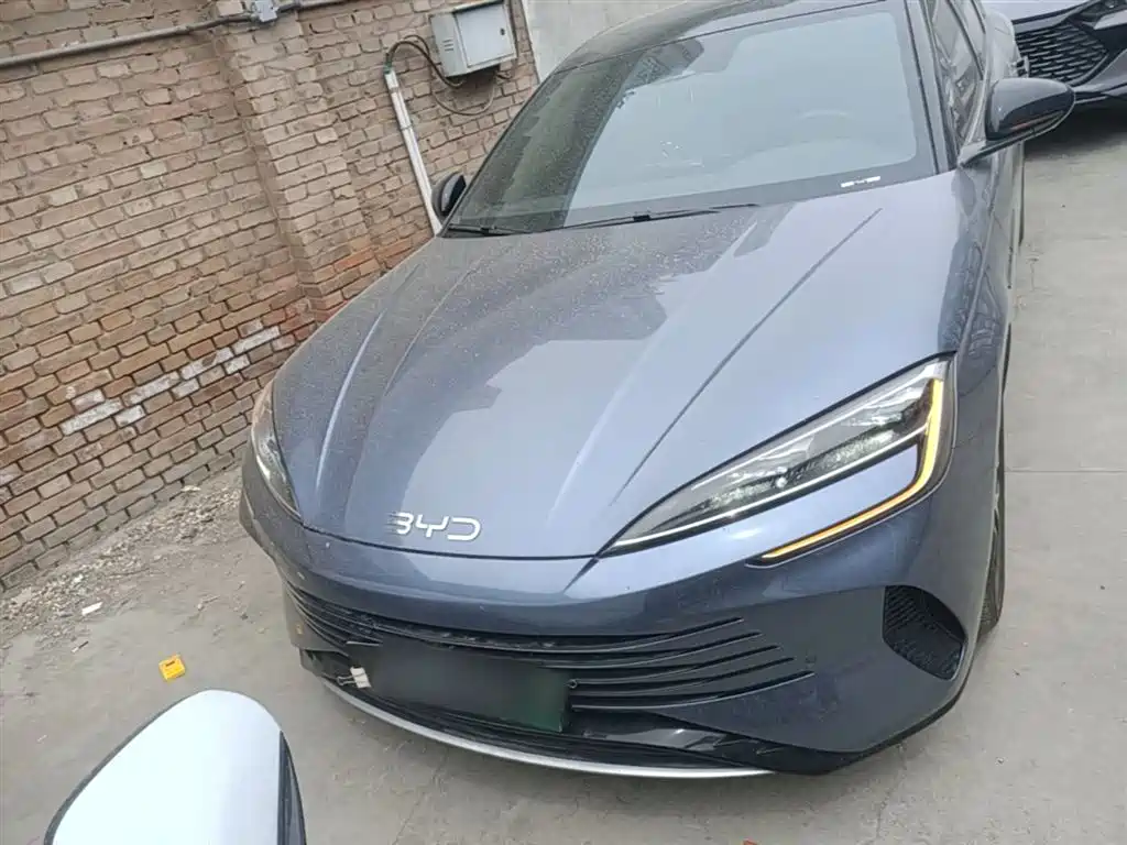 Seal 2024 Honor Edition DM-i 1.5L 121km Luxury Model купить на сайте DeffCars