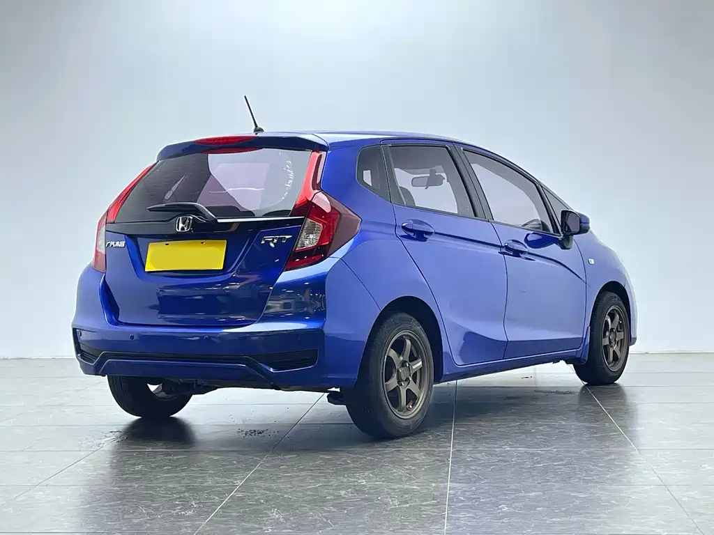 Fit 2018 1.5L CVT Comfort Edition купить на сайте DeffCars