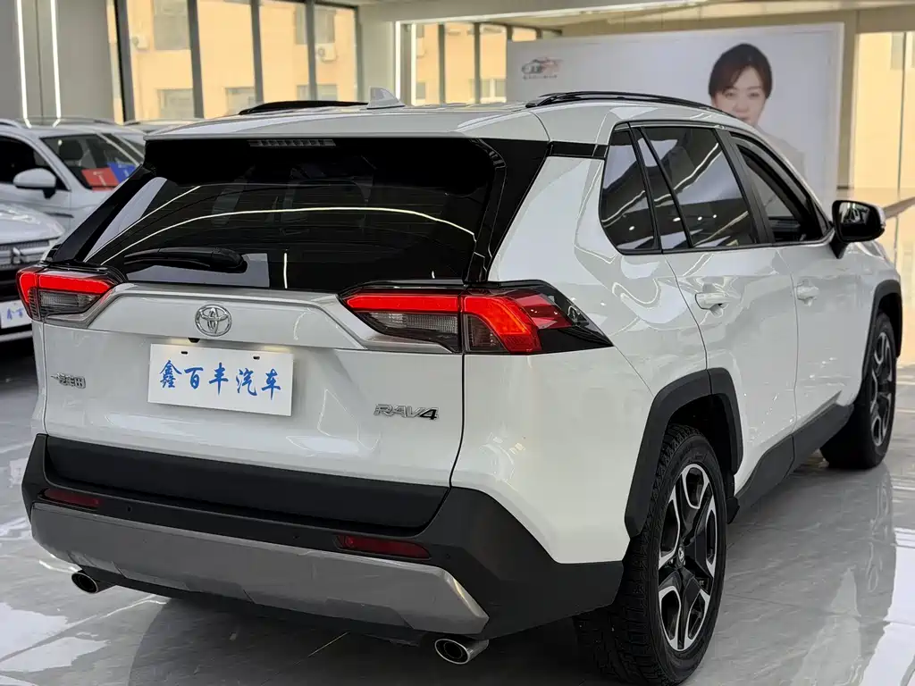 RAV4 Rongfang 2022 2.0L CVT two-wheel drive premium version купить на сайте DeffCars