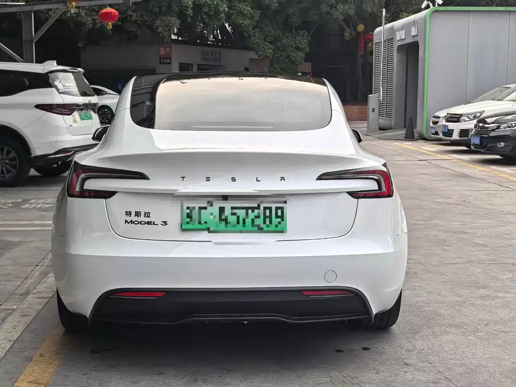 Model 3 2025 rear-wheel drive version купить на сайте DeffCars