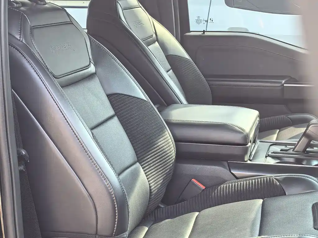 Ford F-150 Raptor 2023 3.5T Raptor купить на сайте DeffCars