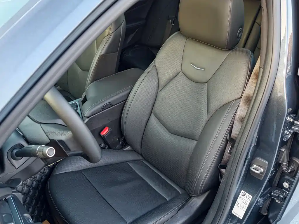 Cadillac CT4 2021 28T luxury model купить на сайте DeffCars