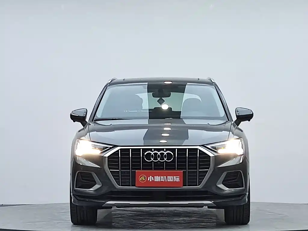 Audi Q3 2022 35 TFSI Fashionable and Elegant купить на сайте DeffCars