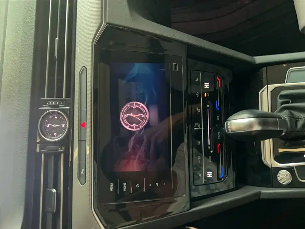 Magotan 2023 2 million commemorative edition 330TSI DSG leading model купить на сайте DeffCars