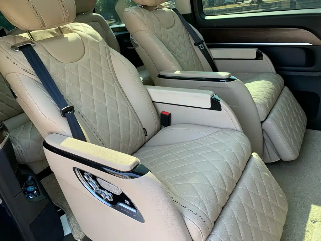 Mercedes-Benz V-Class 2022 V 260 Premium Edition купить на сайте DeffCars