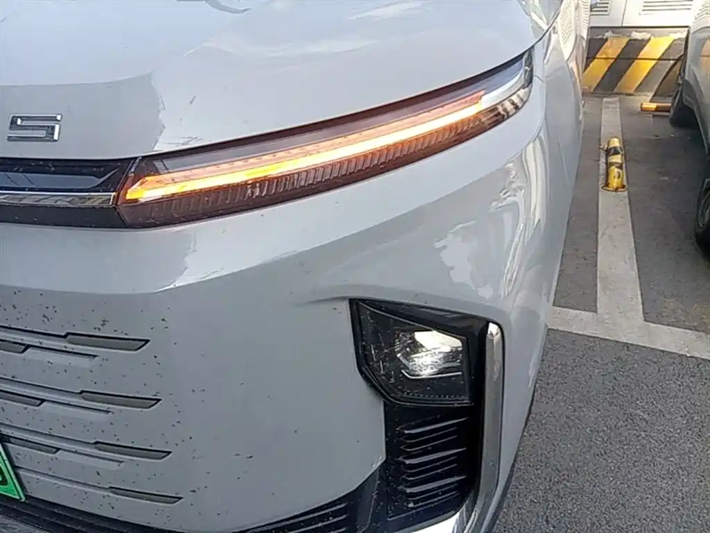 Maxus G50 plug-in hybrid 2025 pilot version купить на сайте DeffCars