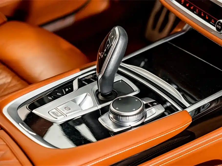 BMW 7 Series 2019 facelift 750Li xDrive V8 M Sports Package купить на сайте DeffCars