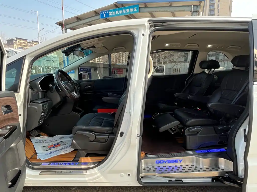 Odyssey 2022 2.0L e:HEV Rui·Smart Edition купить на сайте DeffCars
