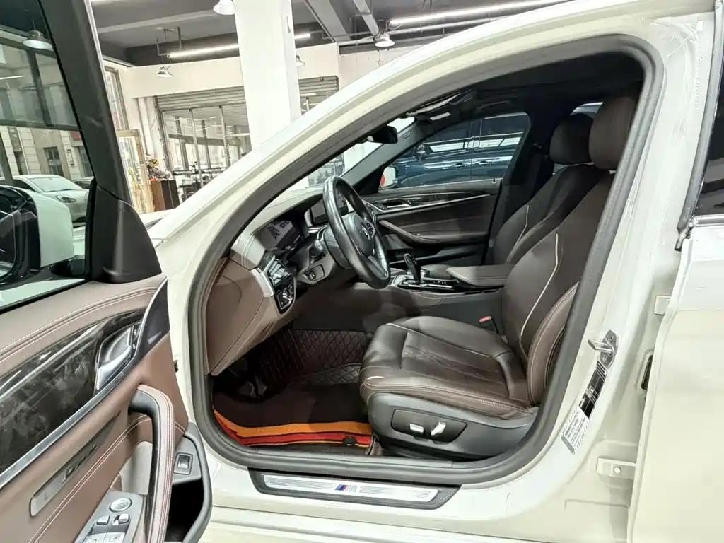 BMW 5 Series 2022 facelift 2 525Li M sports package купить на сайте DeffCars