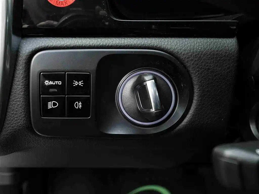 Cayenne New Energy 2019 Cayenne E-Hybrid 2.0T купить на сайте DeffCars