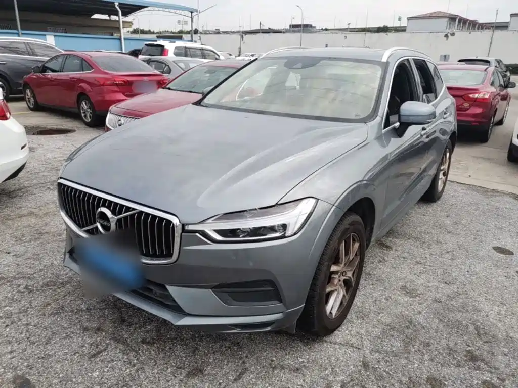 Volvo XC60 2019 T5 4WD Zhiyi Edition National V купить на сайте DeffCars