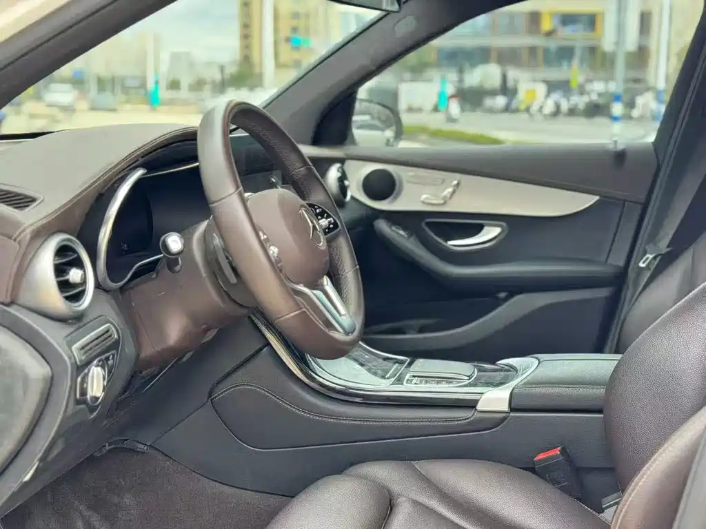 Mercedes-Benz GLC 2022 facelift GLC 260 L 4MATIC dynamic купить на сайте DeffCars