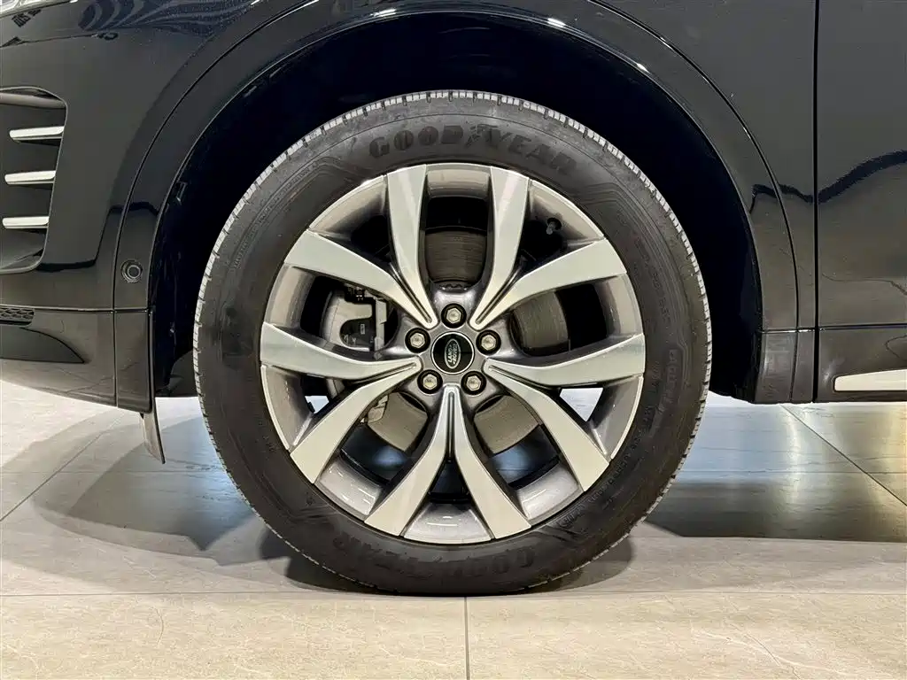Discovery Sport 2024 Luxury Customized Edition купить на сайте DeffCars