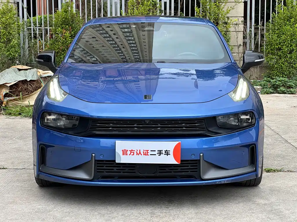 Lynk & Co 03 2021 1.5TD DCT Champion Edition купить на сайте DeffCars