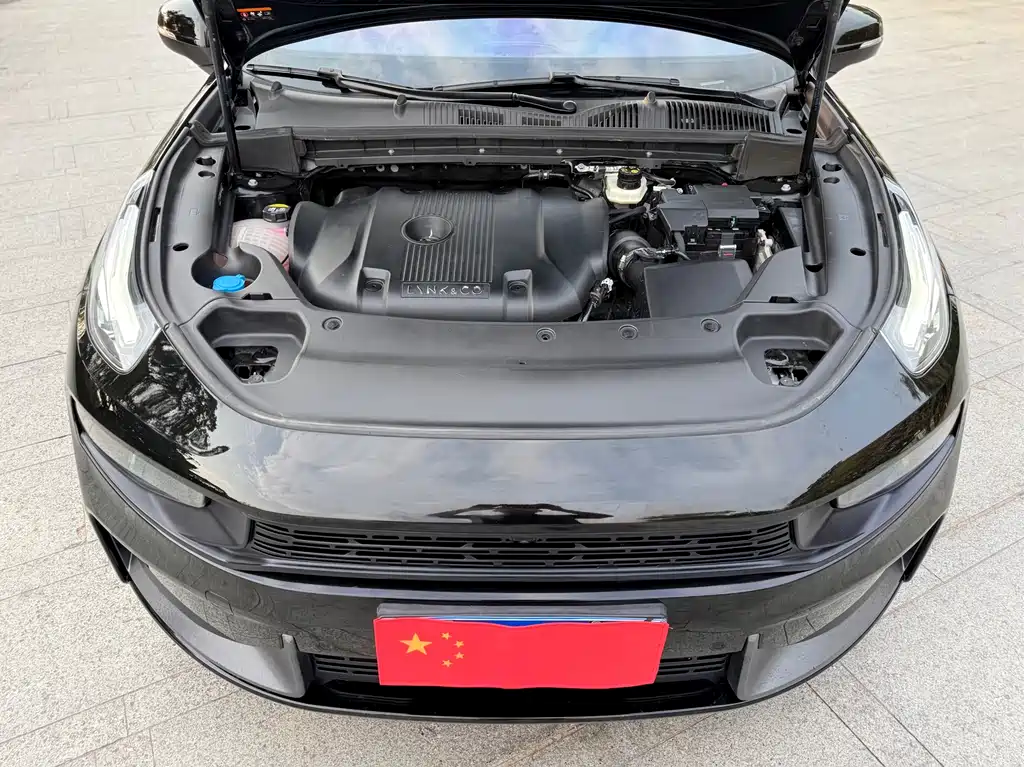 Lynk & Co 03 2022 2.0TD DCT Pro купить на сайте DeffCars