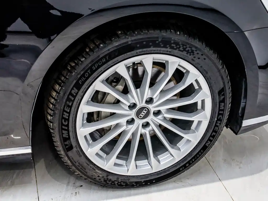 Audi A8 2021 A8L 50 TFSI quattro comfort type купить на сайте DeffCars