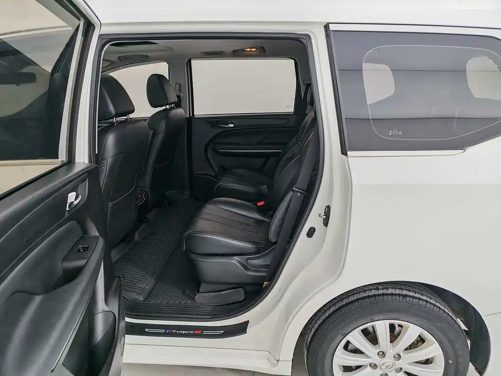 Trumpchi M6 2021 270T DCT Deluxe Edition (seven seats) купить на сайте DeffCars