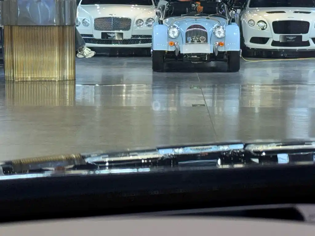 Flying Spur 2023 4.0T V8 Yadu Edition купить на сайте DeffCars