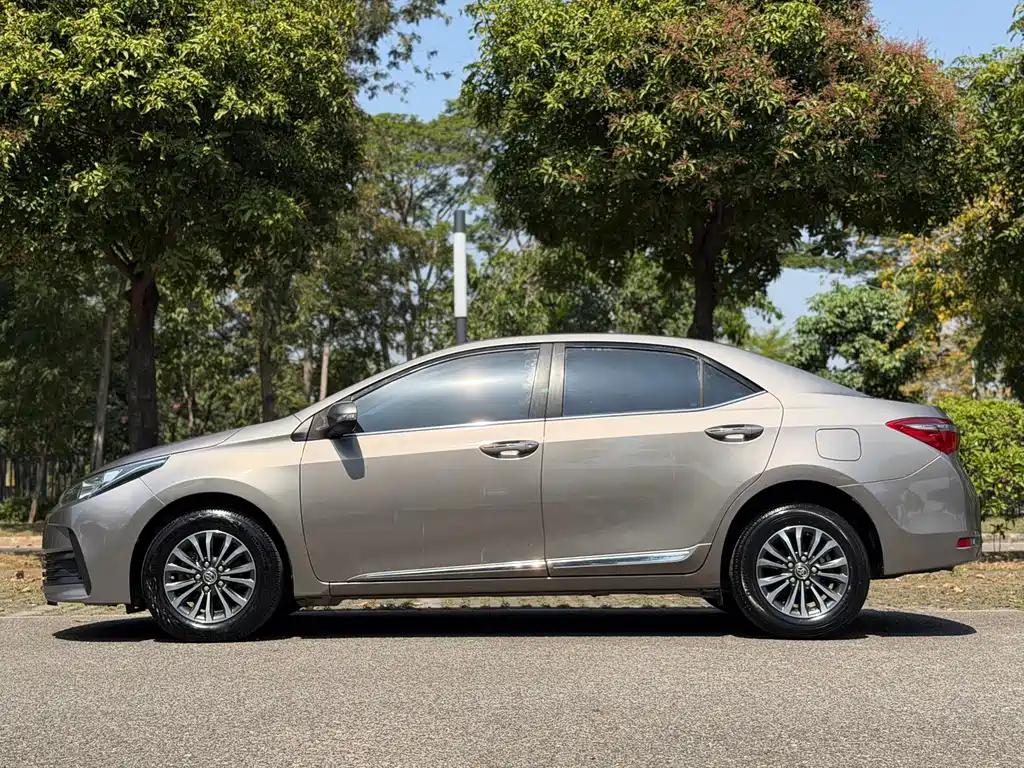 Corolla 2017 facelift 1.2T S-CVT GL-i купить на сайте DeffCars