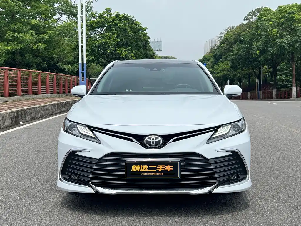 Camry 2023 2.5G Deluxe Edition купить на сайте DeffCars